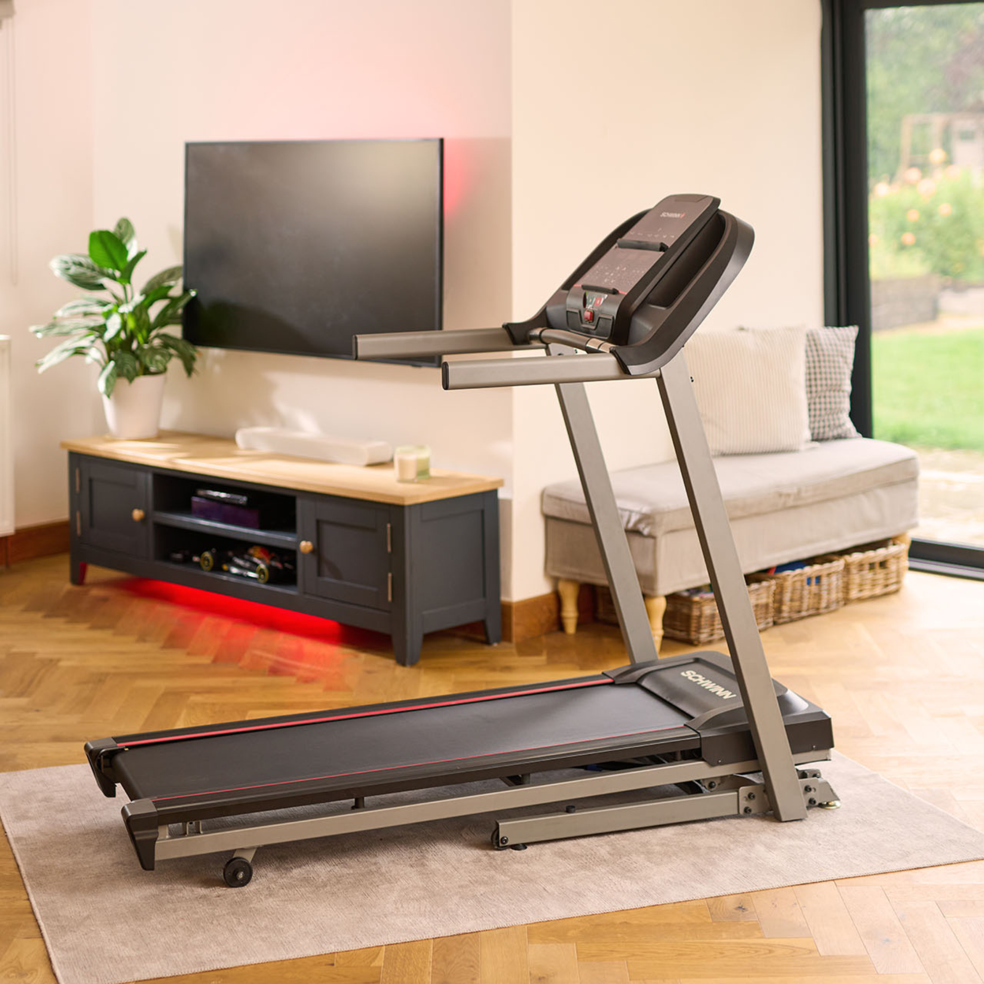 Schwinn Fitness 3.5T Treadmill - uk.johnsonfitness.com