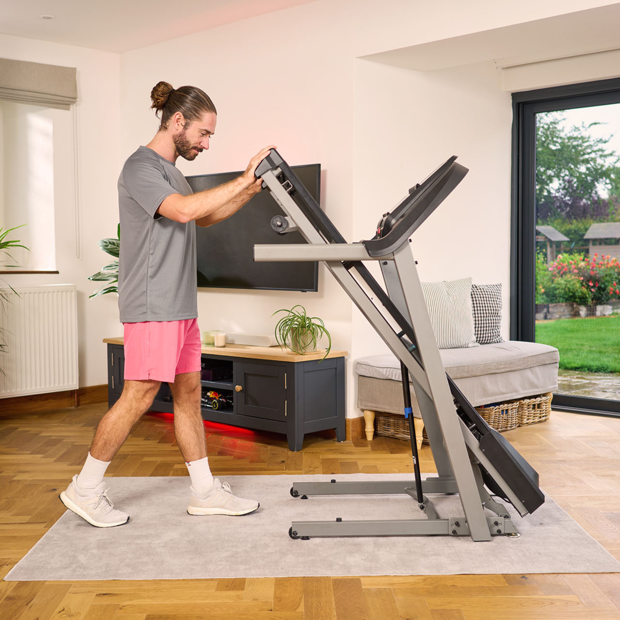Schwinn Fitness 3.5T Treadmill - uk.johnsonfitness.com