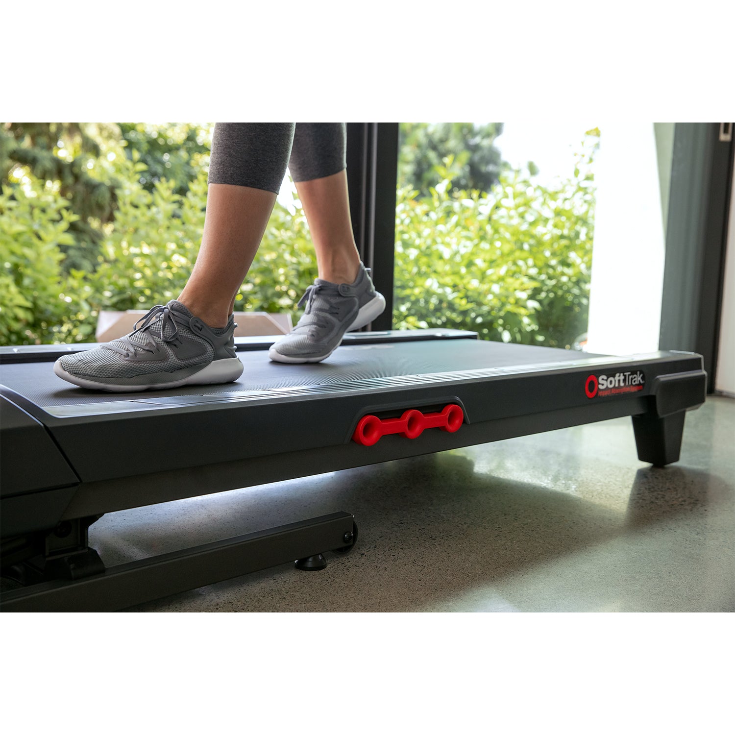 Schwinn Fitness 510 Treadmill - uk.johnsonfitness.com