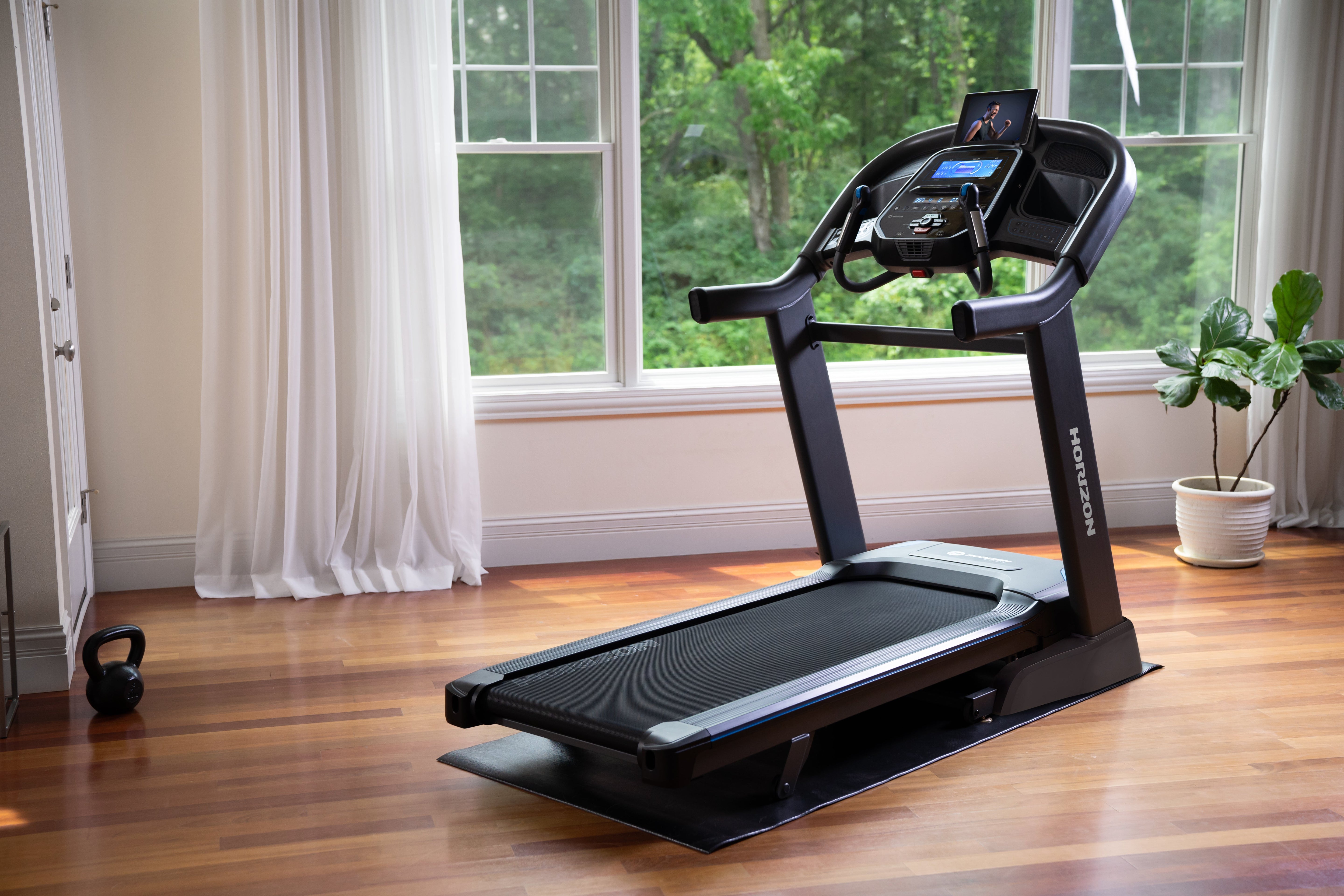 Horizon 7.4AT Treadmill - uk.johnsonfitness.com