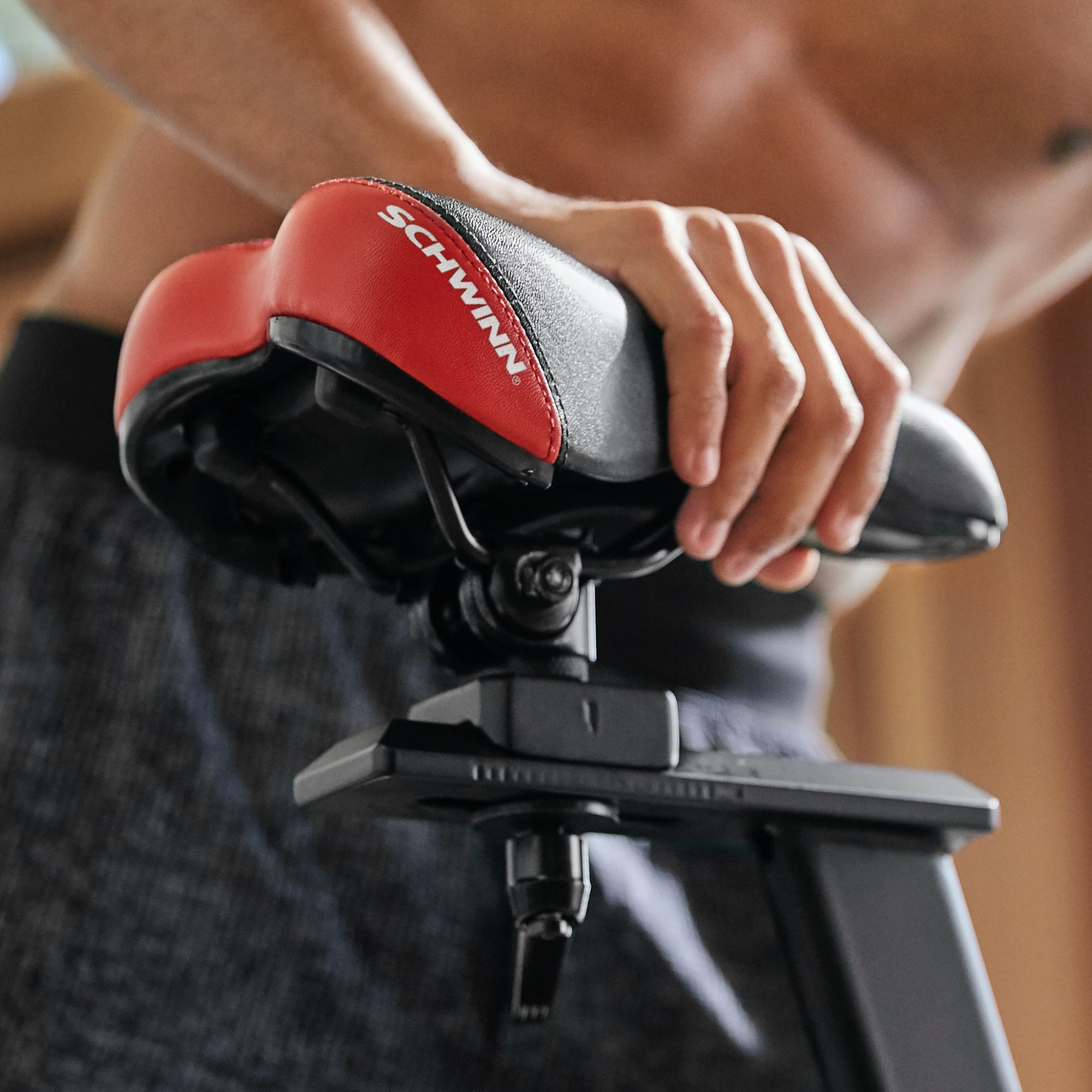 Schwinn Fitness 700IC Indoor Cycle - uk.johnsonfitness.com