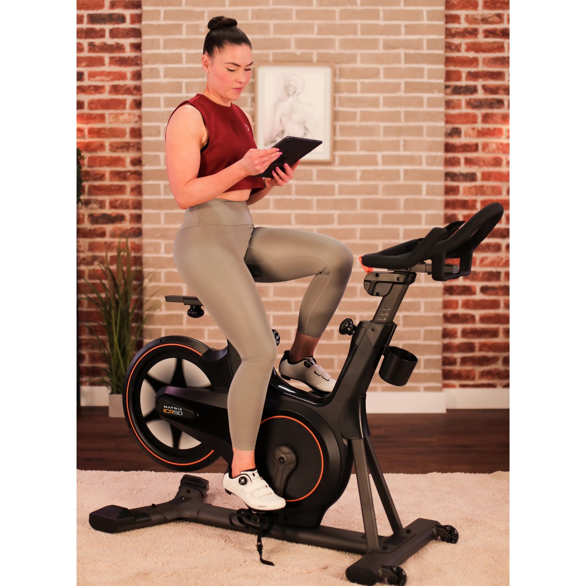 Matrix ICR50 Indoor Cycle - uk.johnsonfitness.com