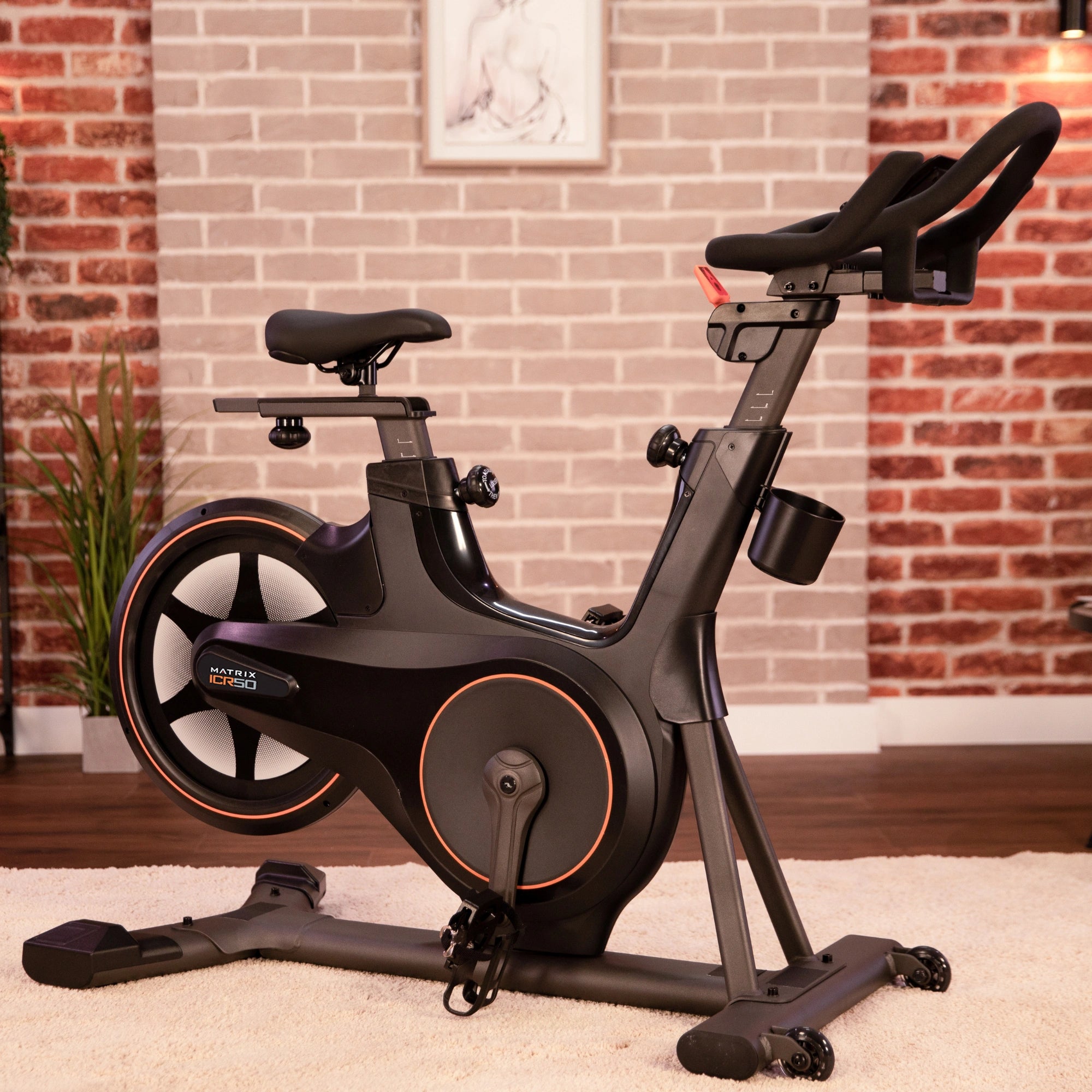 Matrix ICR50 Indoor Cycle - uk.johnsonfitness.com