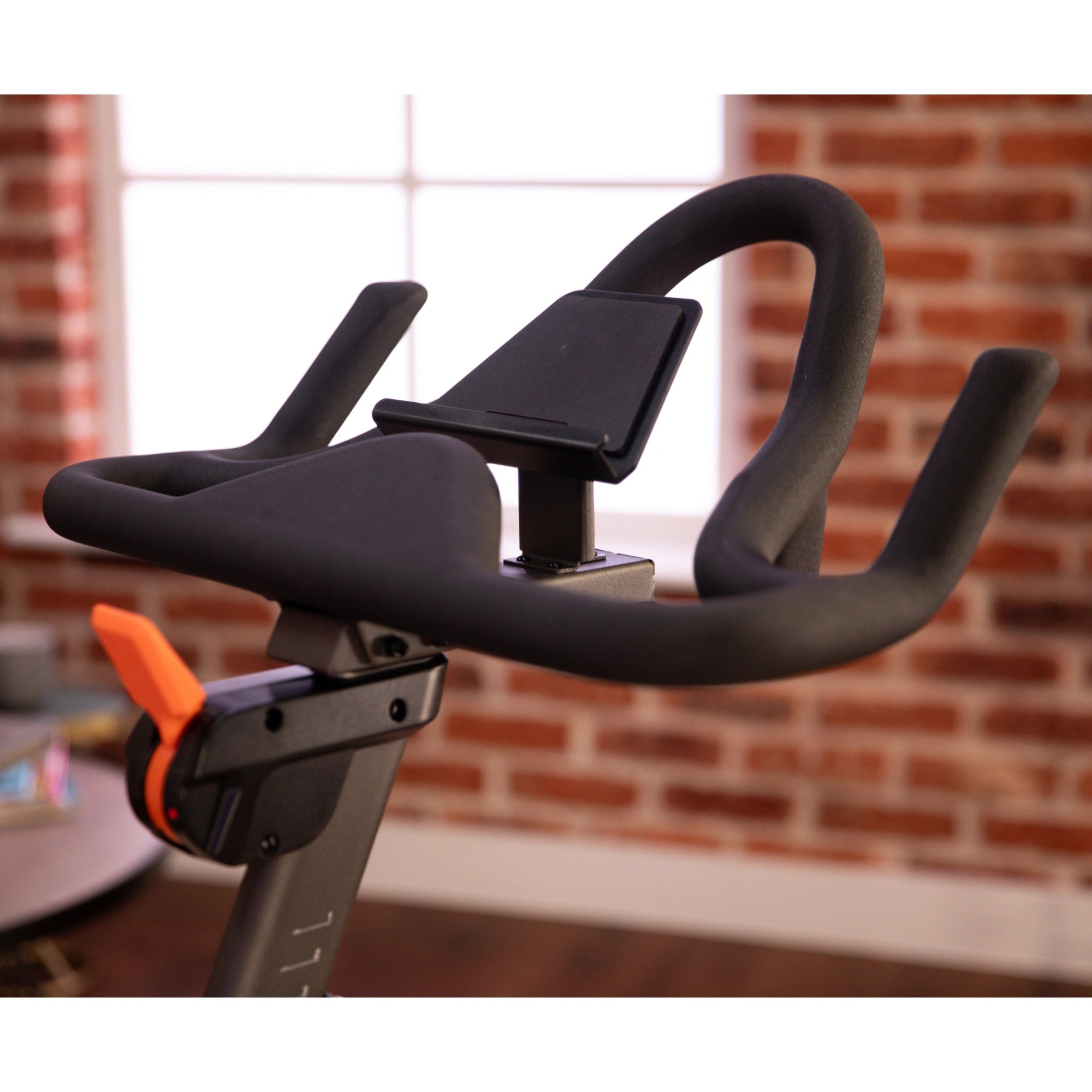 Matrix ICR50 Indoor Cycle - uk.johnsonfitness.com