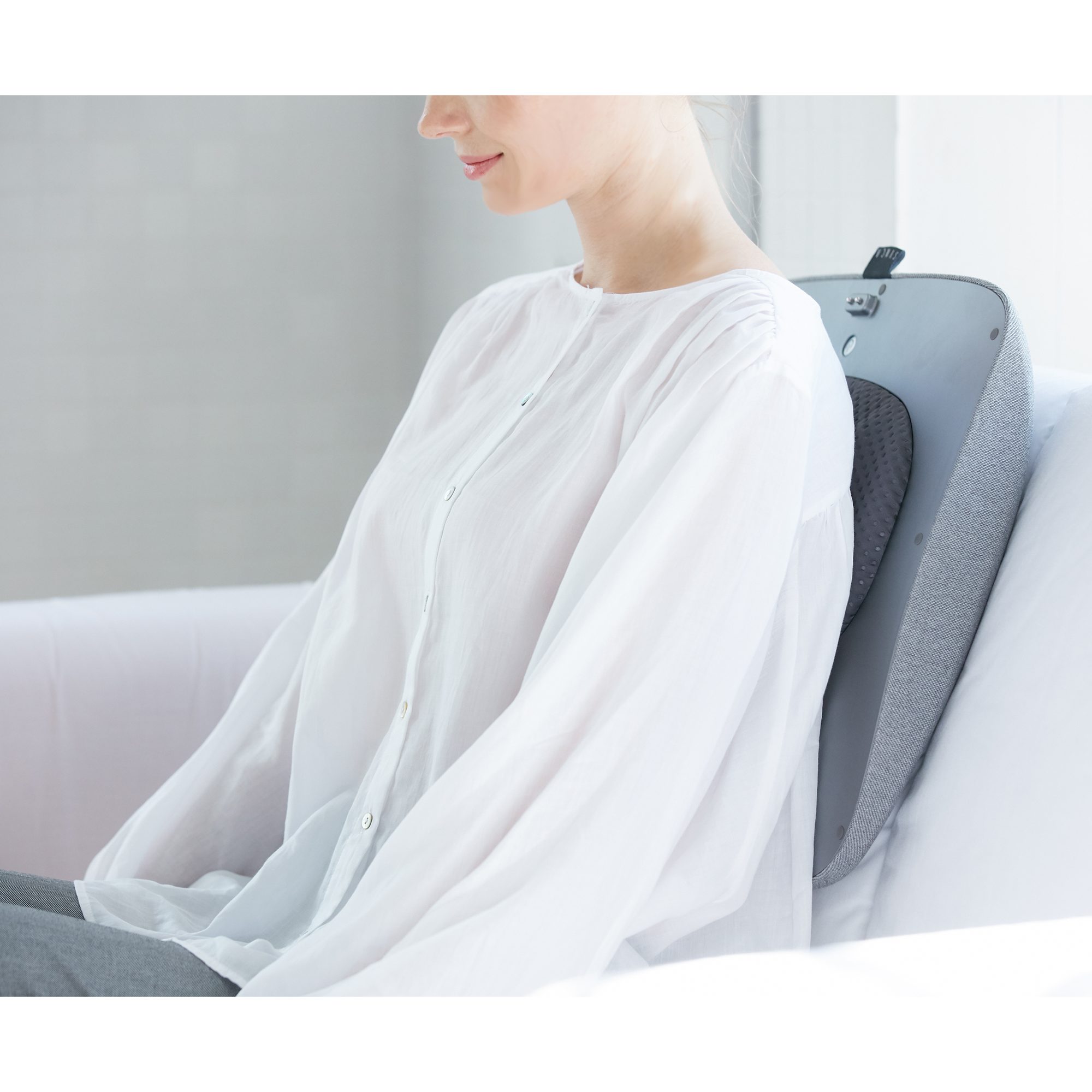 Synca Rei - Foot - Calf - Lumbar Ottoman Massager - uk.johnsonfitness.com