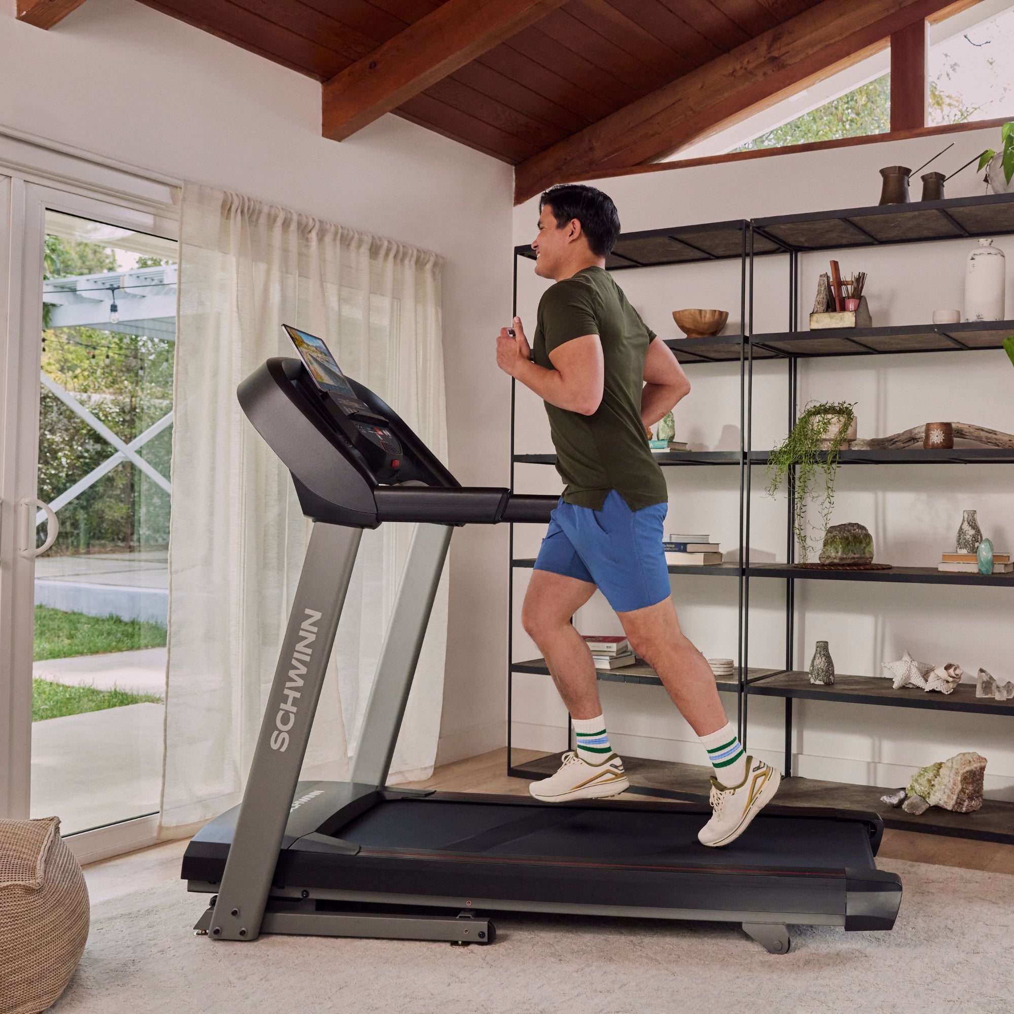 Schwinn Fitness 4.1 Treadmill 4