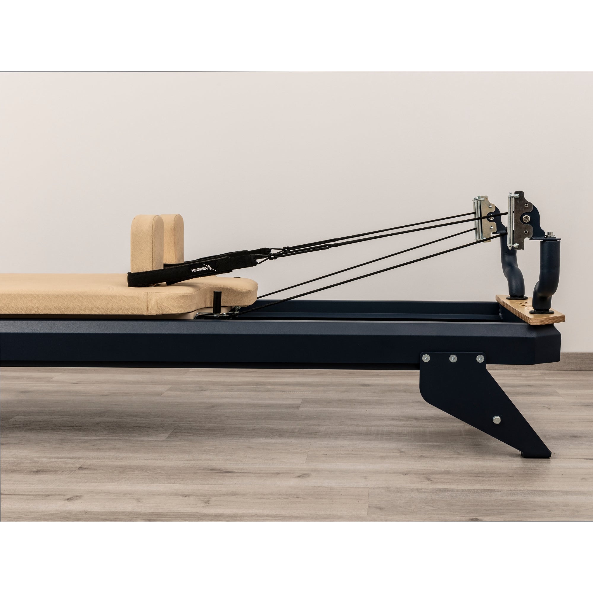 HEGREN TALMA 62 Pilates Reformer - uk.johnsonfitness.com